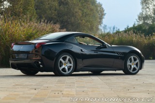 Ferrari California  2010