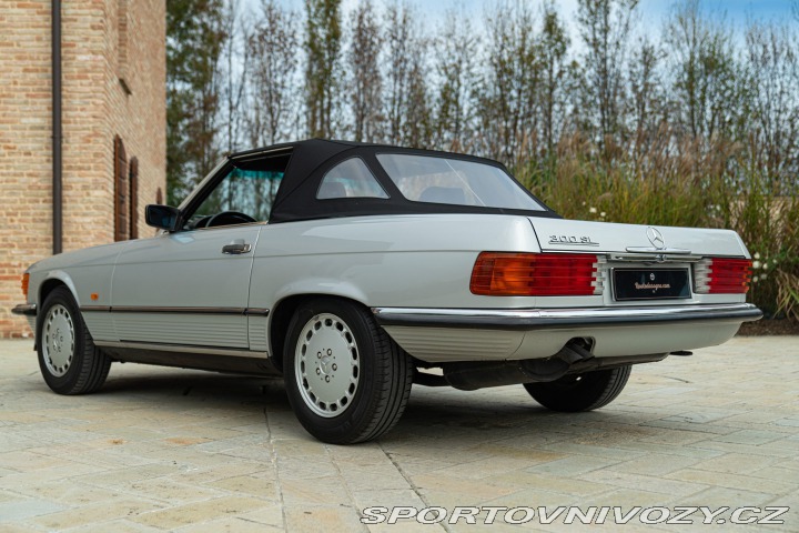 Mercedes-Benz SL 300 SL 1988