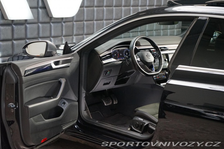 Volkswagen Arteon R 235kW 4X4 DCC Pano LED 2022