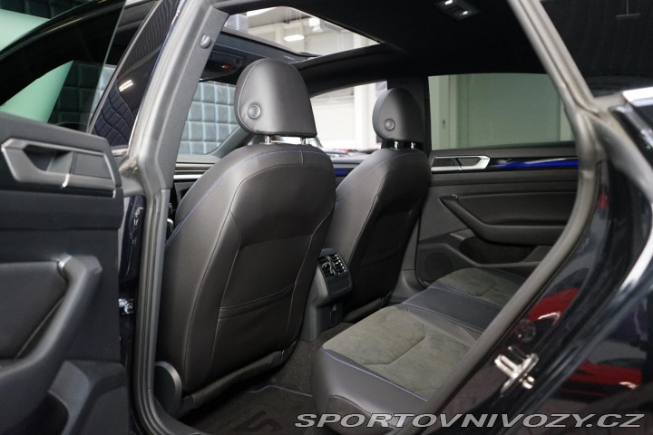 Volkswagen Arteon R 235kW 4X4 DCC Pano LED 2022