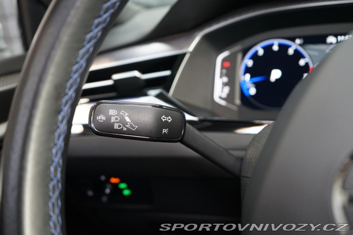 Volkswagen Arteon R 235kW 4X4 DCC Pano LED 2022