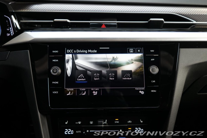 Volkswagen Arteon R 235kW 4X4 DCC Pano LED 2022