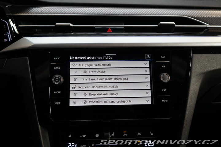 Volkswagen Arteon R 235kW 4X4 DCC Pano LED 2022