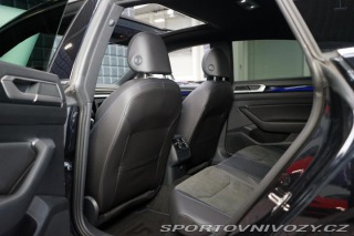Volkswagen Arteon R 235kW 4X4 DCC Pano LED 2022