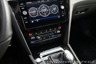 Volkswagen Arteon R 235kW 4X4 DCC Pano LED 2022