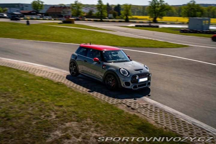 Mini Cooper John Cooper Works 2015