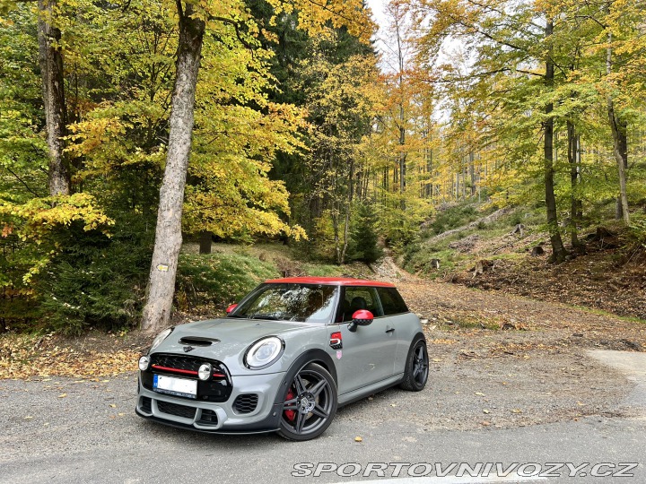 Mini Cooper John Cooper Works 2015