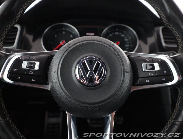 Volkswagen Golf GTD 2.0 TDI GTD 2016