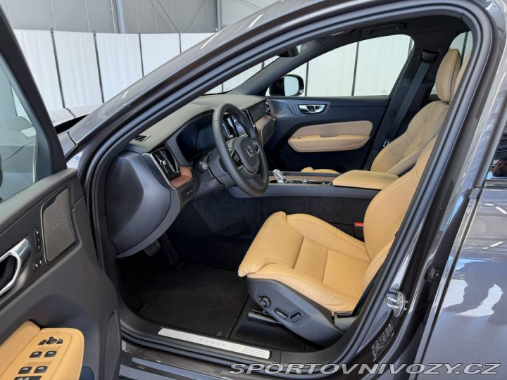 Volvo Ostatní modely XC60 T8 AWD RECHARGE 2.0L 310+ 2025