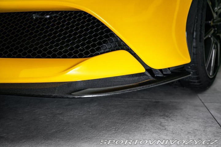Ferrari SF90 Spider 2023