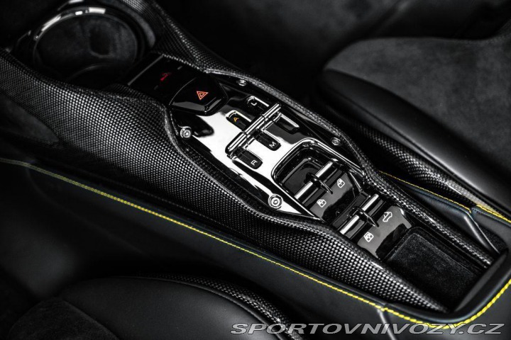 Ferrari SF90 Spider 2023