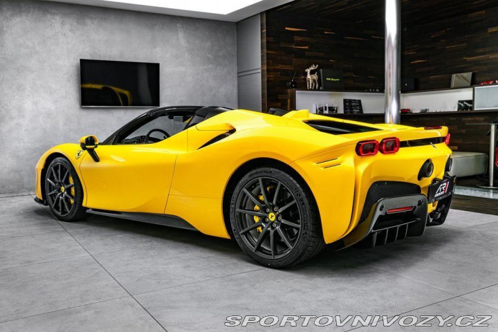 Ferrari SF90 Spider 2023
