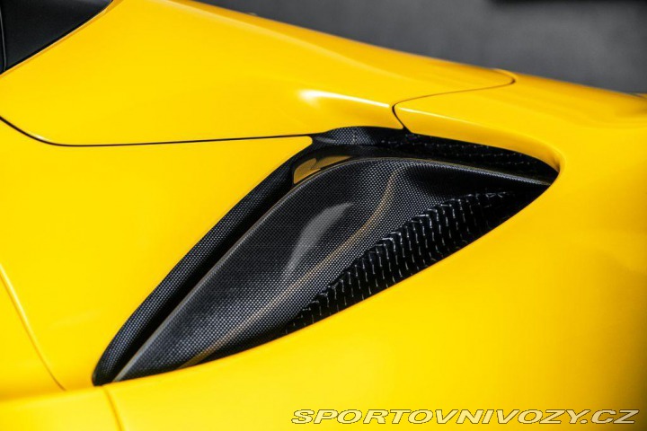 Ferrari SF90 Spider 2023