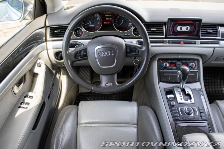 Audi S8 2007