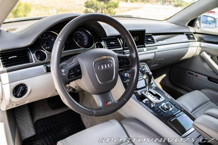 Audi S8 2007