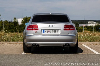 Audi S8  2007