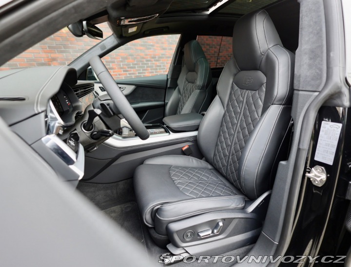 Audi Ostatní modely Q8 60 TFSIe Quattro *Matrix 2024