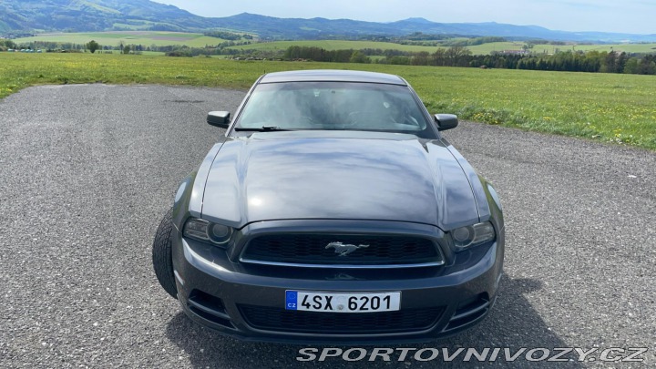 Ford Mustang 3,7 V6 premium 2014