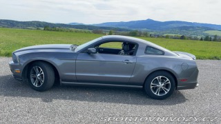 Ford Mustang 3,7 V6 premium 2014