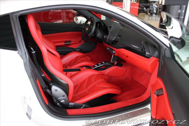 Ferrari 488 GTB 2018