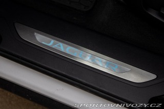 Jaguar F-Pace 2.0 I4 P250 R-Dynamic SE 2023