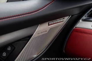 Jaguar F-Pace 2.0 I4 P250 R-Dynamic SE 2023
