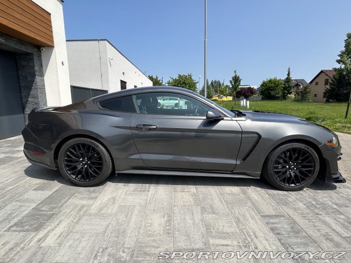 Ford Mustang GT 5.0 V8 310 kW 49tis km 2017