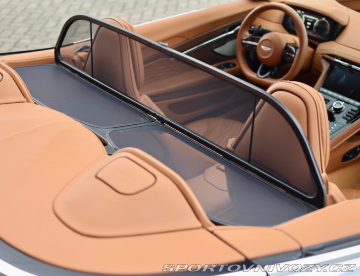 Aston Martin DB12 VOLANTE 4.0 V8 *Q Spirit 2024