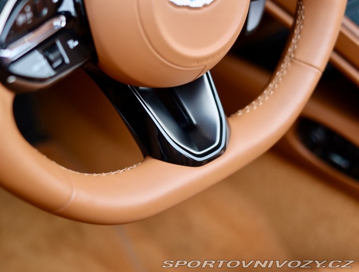 Aston Martin DB12 VOLANTE 4.0 V8 *Q Spirit 2024