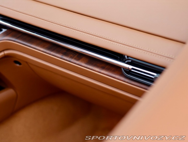 Aston Martin DB12 VOLANTE 4.0 V8 *Q Spirit 2024
