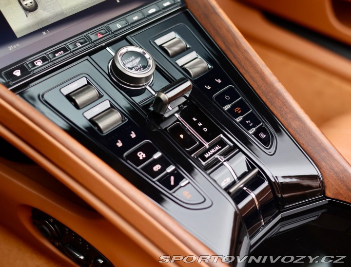 Aston Martin DB12 VOLANTE 4.0 V8 *Q Spirit 2024