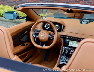 Aston Martin DB12 VOLANTE 4.0 V8 *Q Spirit 2024