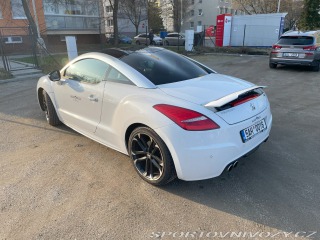 Peugeot RCZ 