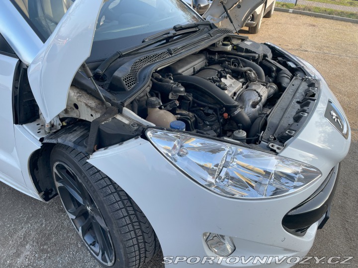 Peugeot RCZ  2010