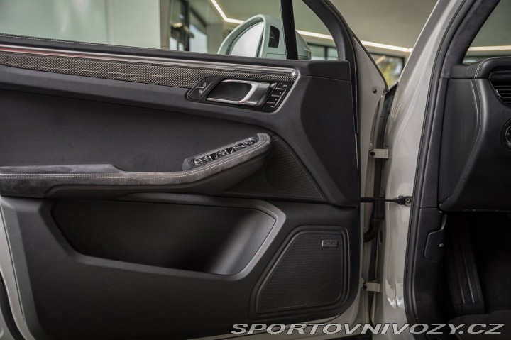 Porsche Macan GTS/Pano/Karbon/75L/Chron 2020
