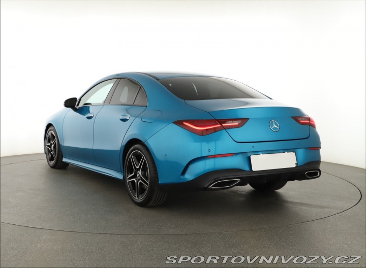 Mercedes-Benz CLA AMG Paket 200 2023