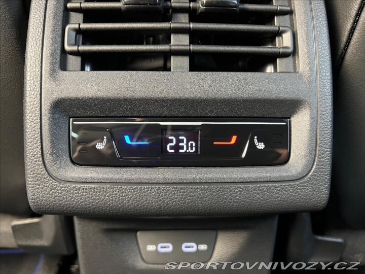 Volkswagen Golf 2,0 R PERFORMANCE, DSG, 4 2024