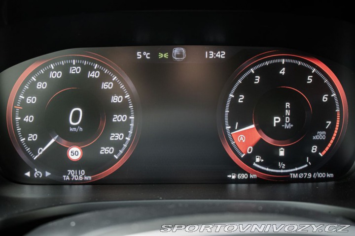Volvo V60  2020