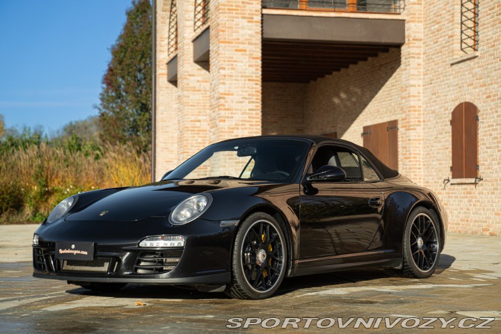 Porsche 911 997 (911) CARRERA GTS 2011