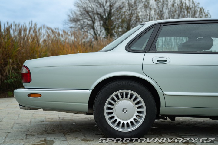 Jaguar XJ XJ8 3.2 1997