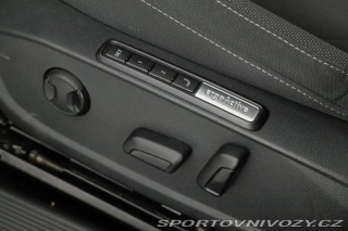 Volkswagen Golf 2.0 TSI 2023