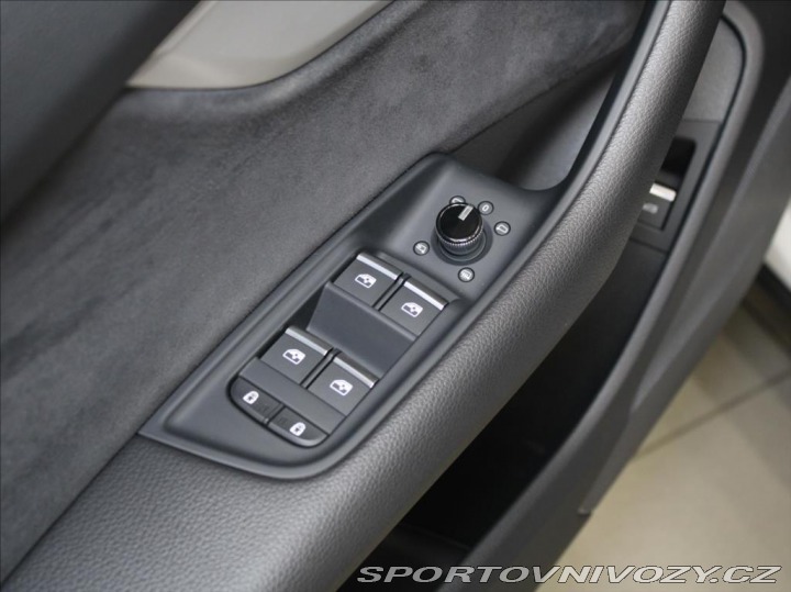 Audi Ostatní modely Q8 3,0 55 TFSi S-Line 16tkm. 2023
