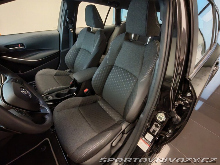 Toyota Corolla 2.0 HYBRID 2023