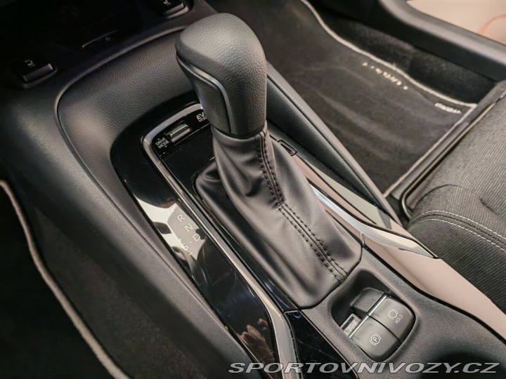 Toyota Corolla 2.0 HYBRID 2023