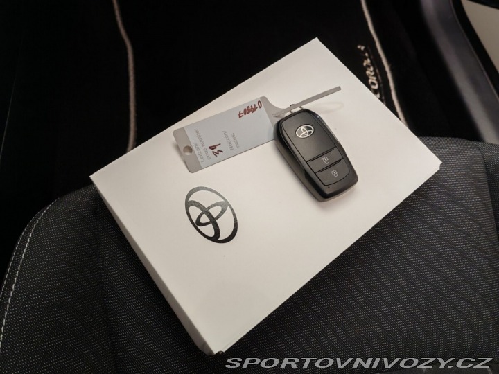 Toyota Corolla 2.0 HYBRID 2023