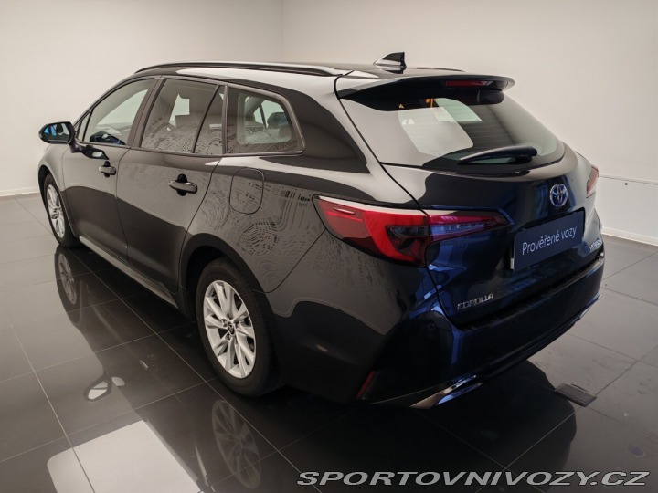 Toyota Corolla 2.0 HYBRID 2023