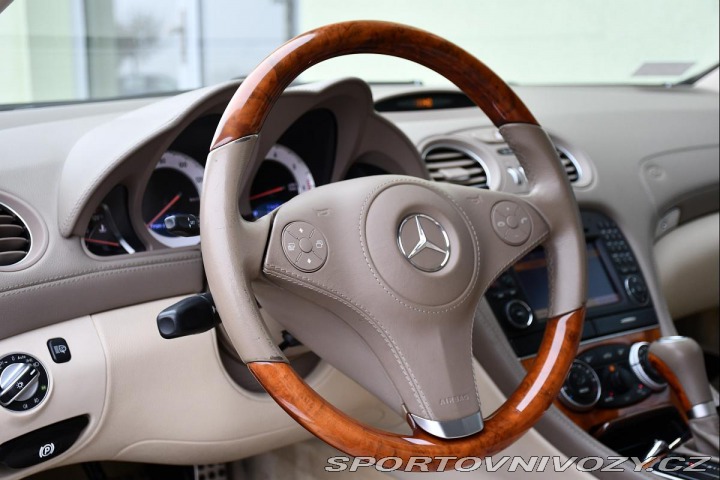 Mercedes-Benz SL 550 5.5 V8 285kW AMG H/K 2009