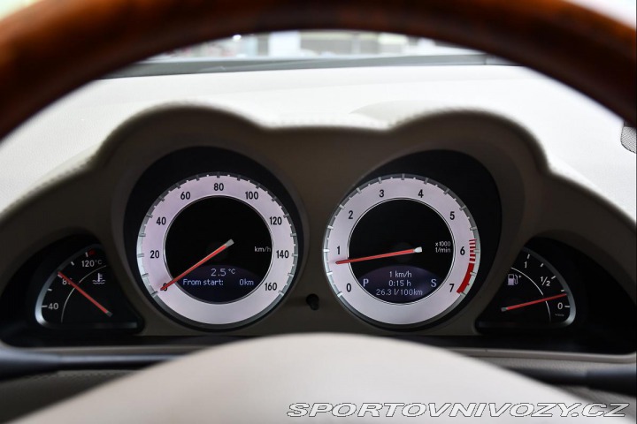 Mercedes-Benz SL 550 5.5 V8 285kW AMG H/K 2009