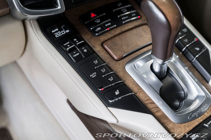 Porsche Cayenne S/Pano/BOSE/4zóny/2xTV 2015