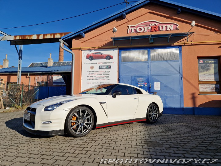 Nissan GT-R Black Edition, 2012 2012